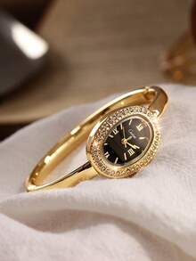 This 2pcs/Set Elegant Rhinestone Watch Is A Fashionable, Minimalist, Luxurious Full Rhinestone Women's Quartz Watch, Paired With A Heart-Shaped Diamond Bracelet Set, Suitable For Holidays, Parties, Weddings, Gatherings And Daily Wear, Making It The Perfect Gift For Women. - Gold - View 3