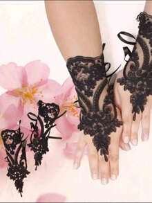 1 Pair Elegant Black Lace Fingerless Gloves - Soft & Skin-Friendly, Delicate Floral Pattern, Elastic Polyester Material - Perfect Choice For Bride Wedding, Party And Ball - Gloves - View 5