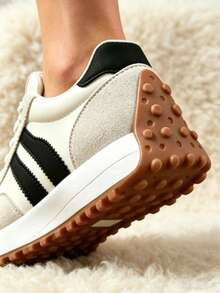 2026 New Retro Suede Sneakers Women, Blue White Casual Lace-Up Trainers, Comfortable Non-Slip Chunky Sole Running Shoes - 時尚白 - 查看 8