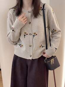Women's Casual Gentle Floral Pattern Round Neck Knitted Cardigan Sweater, Autumn/Winter Fall - Apricot - View 3