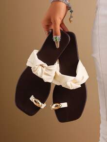 Women Coffee Beige Contrast Twist Bow Slide Sandals Oval Metal Toe Ring Flat Slippers - White - View 6