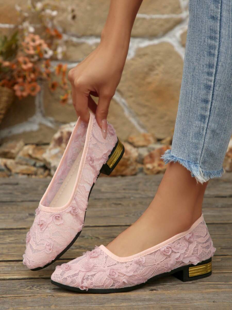 2026 New Pink Lace Low Vamp Slip-On Pumps For Women, Breathable Mesh 3D Rose Soft Sole Chunky Low Heel Shoes - Pink - View 1