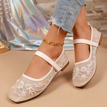Women's Luxury Mesh Floral Embroidery Beaded Closed-Toe New Premium PU Single Strap Hook And Loop Mary Jane Flat Vacation Style Breathable Soft Sole Slip-On Sandals For All Seasons, Party Rhinestone Loafers - Beige - View 3