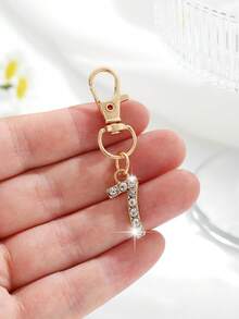 1pc Fashionable European And American Creative Versatile Cute Mini Lucky Number 1-25 Keychain Bag Charm, Suitable For Women's Car Keys, Bag Decoration And Gift Giving - Gold - View 4