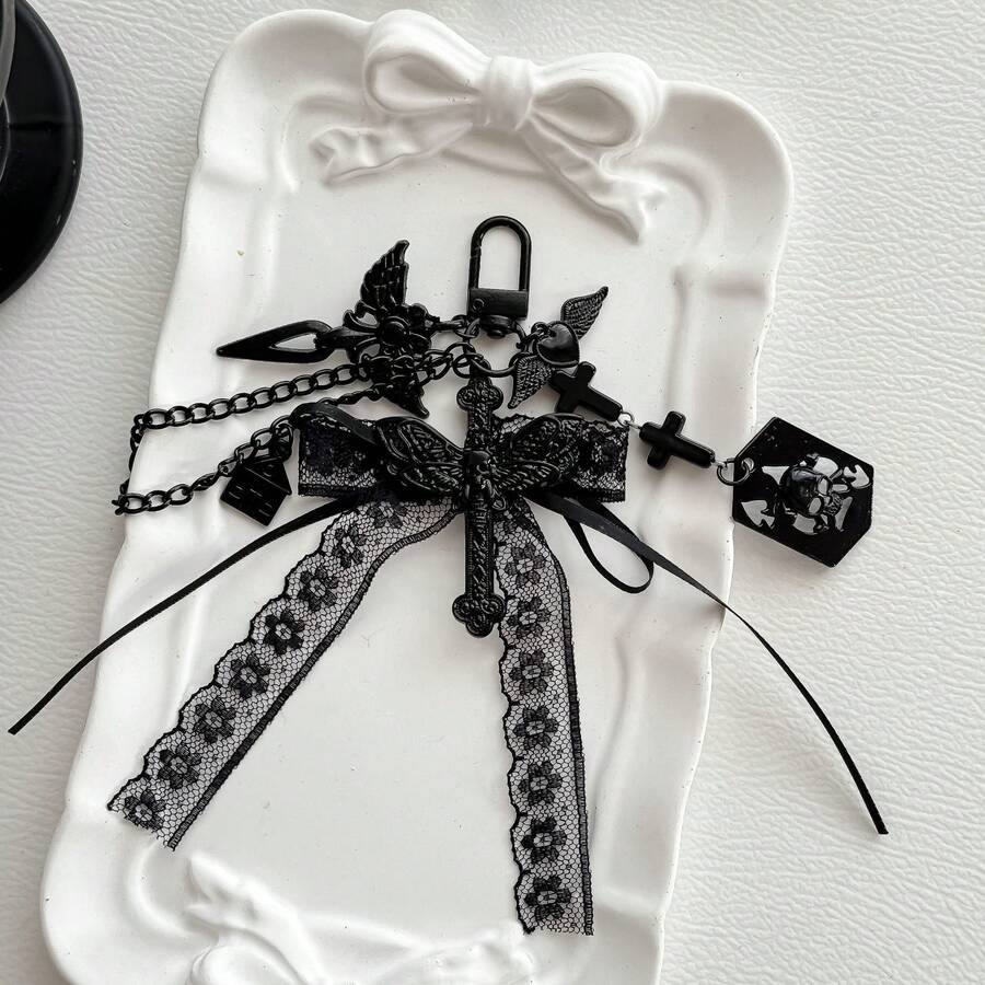 DIY手工暗黑甜美蕾絲荷葉邊蝴蝶結吊墜十字架 時尚哥德風獨特小配件 包包衣物飾品鑰匙圈
