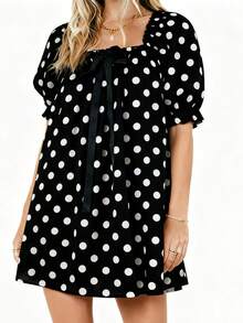 Women Puff Sleeve Nightdress White Black Dotted Print Geometric Neck Sleepwear With Long Ribbon Bow Short Sleeve Pajama Dress - 黑色 - 查看 3