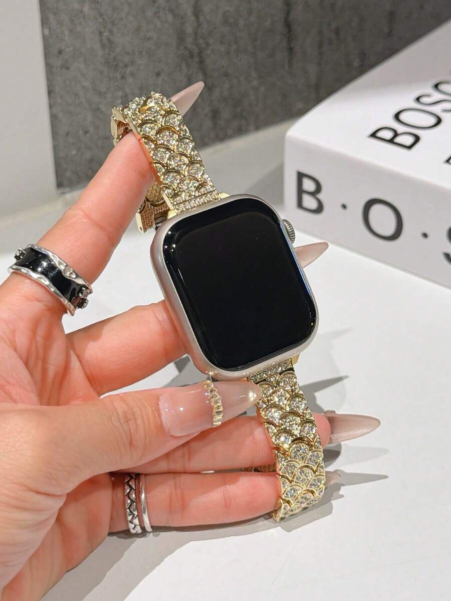 MAPUCE 1PC Luxury Metal Fish Scale Rhinestone Bands, Compatible With Apple Watch 38/40/41/42/44/45/46/49mm, Suitable For Apple Watch Series Ultra/SE/11/10/9/8/7/6/5/4/3/2/1, Adjustable Length, Rhinestone Fish Scale Design, High-End Fashion (Band Only, Watch Not Included) - Gold - View 1