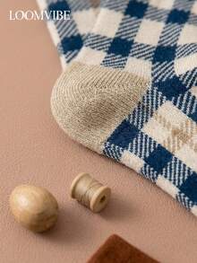2 Pairs Unisex Diamond Plaid Vintage Jacquard Mid-Calf Socks, Sweat-Absorbent, Odor-Resistant, Anti-Slip, Wear-Resistant, Color-Block Vintage Artistic Casual Mid-Calf Socks, Suitable For Daily Commute, Vintage Outfits, Gift Matching - Multicolor - View 4