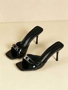 Sandalias mule de mujer de cuero charol negro brillante premium con punta cuadrada y tacón de aguja, diseño minimalista de metal con punta abierta, versátiles para oficina, transporte, vacaciones, citas y fiestas - Negro - Ver 8