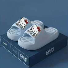 SANRIO 三麗鷗 Hello Kitty 拖鞋 - 中性款，可愛 Hello Kitty 臉部與經典蝴蝶結設計，柔軟緩衝鞋墊與厚底，適合四季室內/室外居家使用，理想的節日禮物 - 女款拖鞋 - 查看 5