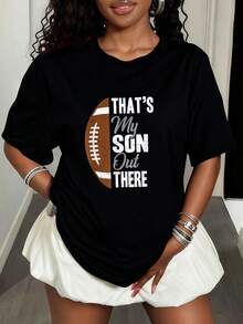 Soccer Jersey For Dad: "That's My Son Out There" - Women's Soccer Fan Jersey - Fashionable Casual Graphic Tees - Everyday Wear Tees - 黑色 - 查看 1