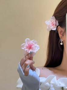 4pcs/Set Pastel Flower Hair Clips, 3D Gradient Petal Flower Hair Clips, Sweet Bohemian Style Women's Hair Clips, Suitable For Wedding, Party And Vacation Use,Claw Clips - Multicolor - View 4