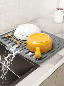 1pc Large Anti-Slip Silicone Kitchen Sink & Countertop Drainage Mat, Built-In Drainage Design, Dish Drying Rack & Space-Saving Storage, Easy To Clean, Suitable For Stove & Sink, Modern Kitchen Use, Minimalist Design, Anti-Slip Surface, Countertop Protection Pad - Multicolor - View 7