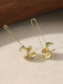 Vintage Women's Gold Spiral Thread Pendant Earrings, Bohemian Style Minimalist Geometric Design, Modern Elegant Style, 1 Pair Suitable For Daily Wear, Work And Party - Yellow Gold - View 2