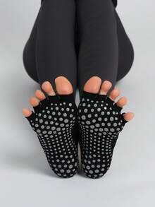 Calcetines de yoga sin deslizamiento cómodos con dedos separados y corte bajo en los dedos y el arco, calcetines deportivos protectores para interiores - Negro - Ver 4
