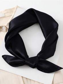 1 pièce Foulard en satin de soie synthétique de couleur unie pour femmes, foulard carré simple, élégant et polyvalent, convient pour le port quotidien, les sorties, les rendez-vous, les rassemblements, les banquets - Multicolore - Voir 12