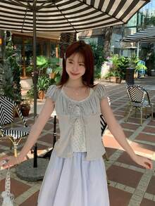 女款掛脖式 2 合 1 飛袖 T-shirt，夏季韓系甜美碎花綁帶上衣 - 灰色 - 查看 5