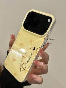 個性化客製姓名字母可愛極簡粉色波點蝴蝶結手機殼，適用於 iPhone 17 Pro Max 17 Pro 17 16 15 14 13 Pro Max，後蓋保護，送給女孩的禮物 - 黃色 - 查看 1
