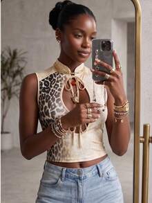Fashion Stand Collar Printed Hollow Knotted Crop Top, Sleeveless Slim Hot Girl Style. Cutout Twist Detail, Ideal For Dating, Travel Daily Streetwear. - 駝色 - 查看 3