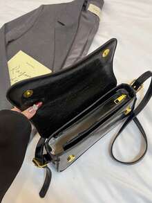 Nuevo bolso de hombro con solapa versátil para uso diario y desplazamientos - Negro - Ver 8