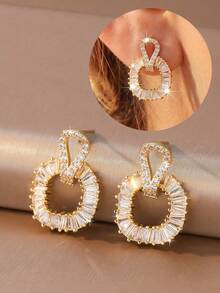 1 Pair Luxury Elegant Exquisite Sparkling Trapezoid Cut High-Transparency Zirconia + Round Zirconia Inlaid Double-Layer Hollow Circular Design Full Zirconia Round Hoop Earrings, Delicate Jewelry For Women Suitable For Evening Party, Date, Commute And Daily Wear - Circular Zirconium - View 5