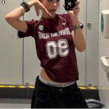 Camiseta deportiva de manga corta con estampado de rayas retro para mujer, top versátil de verano - Rojo - Ver 3