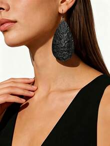 1 Pair Women's Fashion Minimalist Versatile Oversized Geometric Round Mesh Metal Texture Pendant Earrings - Black Water Droplets - View 4