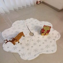 1pc Christmas Tree Skirt Shiny Snowflakes Luxury Plush Tree Decoration Holiday Romantic Decor Xmas Party Home Market Indoor Outdoor - Silver - View 3