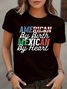 Women's Short-Sleeved T-Shirt With A Round Neck And The Print "Americans By Birth, Mexicans By Heart," Ideal For Everyday Wear And Cultural Celebrations. Comfortable, Suitable Fabric. - 黑色 - 查看 1