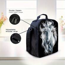 Elegante collezione di 3 pezzi a tema cavallo, composta da uno zaino, una borsa termica e un astuccio con cinghie regolabili, insieme a una spaziosa borsa a mano con cerniera, ideale per la scuola - 3 pezzi - Visualizzare 6