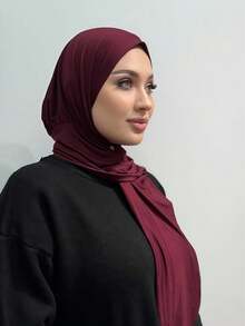1pc Ready-To-Wear Instant Hijab Made By Soft, Breathable, And Anti-Pilling Fabric For Muslim. Suitable For Year-Round Use And Daily Wear By Muslims. - Burgundy - View 4