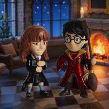 Simba Warner Bros JadaToys 推出 2.5 英吋金屬人偶套裝，包含細節精緻的哈利波特、妙麗·格蘭傑與榮恩·衛斯理收藏人偶 - 彩色 - 查看 9