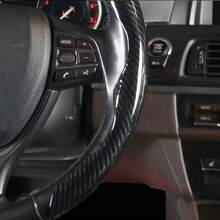 1pc Non-Slip Steering Wheel Cover - Minimalist Style + High Gloss + High Reflective + Carbon Fiber Pattern + Embedded Easy Installation + No Inner Ring; For Car/Pickup/SUV/MPV/Van/D-Shape/O-Shape/Round Steering Wheel - Faux Carbon Fiber Pattern - View 4