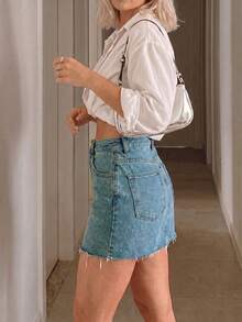 Minigonna aderente sexy in denim da donna, lavaggio vintage, casual, minimalista, con orlo sfilacciato, estiva - Lavaggio chiaro - Visualizzare 4
