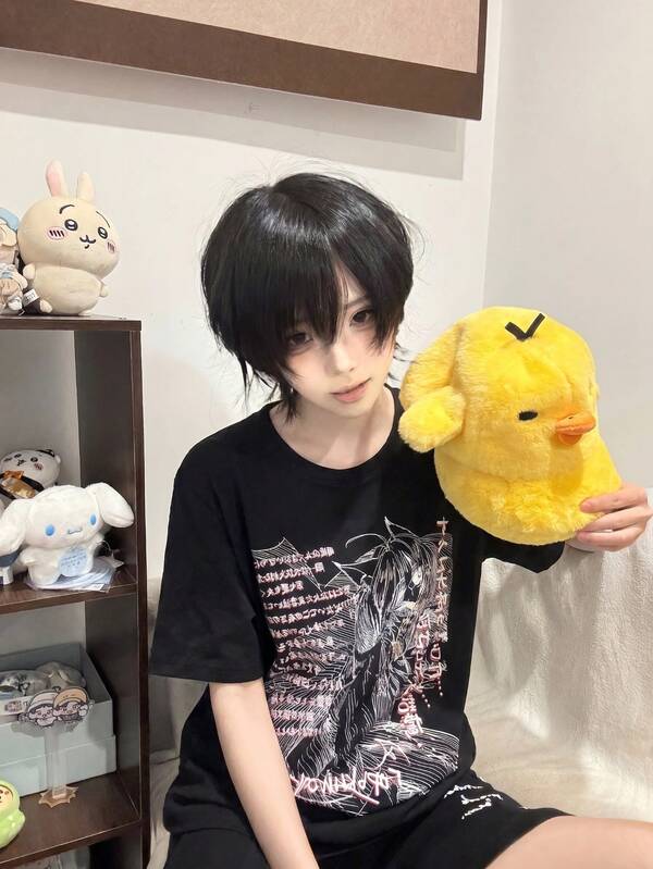 Áo thun đen in nghệ thuật đường nét anime tối màu Nhật Bản, áo thun ngắn tay cotton nguyên chất dáng rộng phong cách tiểu văn hóa Y2K 2D cho nữ, áo top casual đa năng tôn dáng phong cách trẻ trung học đường thoải mái cho sinh viên