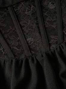 MOD Vestido mini con tirantes de espagueti y adorno de encaje en la cintura, color vino tinto vintage - Negro - Ver 8