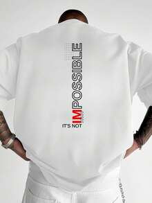 - Camiseta de hombre Y2K 2026 en tejido grueso - Llamativo estampado IM POSSIBLE en la espalda - Negra con letras rojas - Corte regular, cuello redondo, ideal para el gimnasio - Blanco - Ver 1