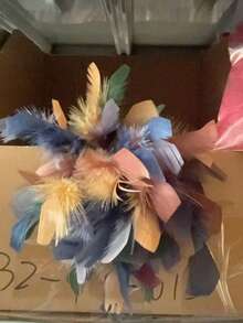 1 Stück modische & elegante handgefertigte Feder Brosche Haarspange, farbenfroher Oversized Blumen Dekor als Accessoire für Frauenkleidung - Federblume - Übersicht 29