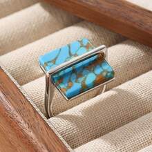 Este anillo irradia un estilo artístico natural, con un diseño minimalista pero impactante que es discreto pero lleno de presencia. Es adecuado para usar en una variedad de ocasiones como fiestas temáticas y campamentos al aire libre. - Plateado - Ver 4