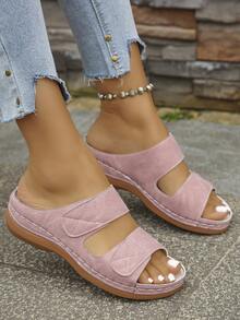 Women's Platform High-Heeled Flip-Flops In A Fashionable New Style With A Fish Tail Design, In Pink Color, Suitable For Fashion Vacations And Versatil - Pink - View 3