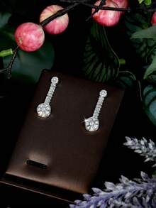 1 Set Romantic Princess Style Gradient Arrangement Round Zirconia Accessories + Asymmetrical Sunflower Round Diamond Thin Chain Necklace 4-Piece Set + Wedding Photography Atmosphere Bridal Styling Jewelry - Silver - View 3