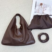 Bolso triangular de cuero genuino de vaca curtido vegetalmente, modelo 2024, bolso de mano, bolso de hombro, bolso cruzado para mujer. - Kiwi Verde Mini - Ver 2