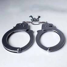 Halloween Stage Performance Plastic Prop Handcuffs Costume Police Accessory Handcuffs Model Realistic Role Play Anime Escape Room COS Magic Prop - Multicolor - View 5