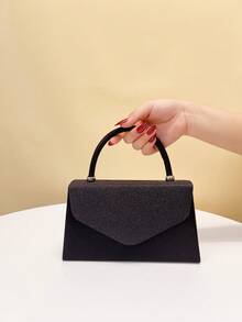 Women's Straw & Velvet Evening Bag With Chain Strap, Suitable For Beach And Formal Parties - Maroon - View 3