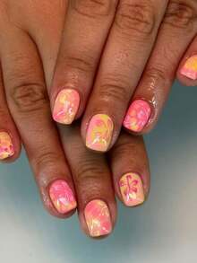 24 Stück kurze quadratische Hibiskus French Press-On Nagelaufkleber, perfekt passend für kurze Nägel, Set enthält 1 Stück Gelee-Kleber und 1 Stück Nagelfeile, einfach zu tragen, geeignet für Sommernägel und French Nails, perfekt für Frauen und Mädchen für den täglichen Gebrauch und Party-Anlässe - Verschiedenfarbig - Übersicht 2