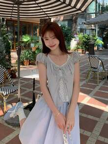 女款掛脖式 2 合 1 飛袖 T-shirt，夏季韓系甜美碎花綁帶上衣 - 灰色 - 查看 7