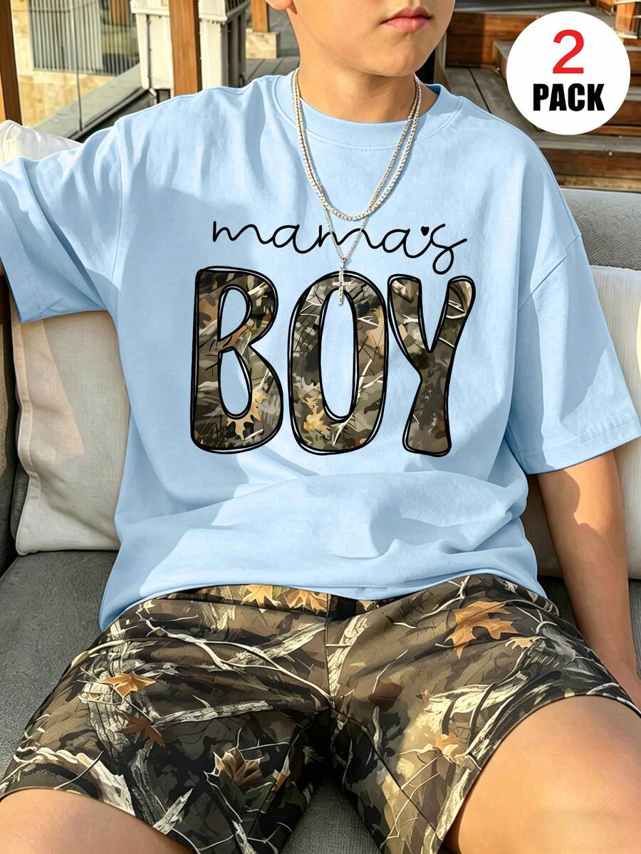 2件組男童套裝，寬鬆上衣印有「Mama's BOY」字樣 + 全身乾葉圖案短褲，舒適柔軟，適合夏季與運動 - 彩色 - 查看 1
