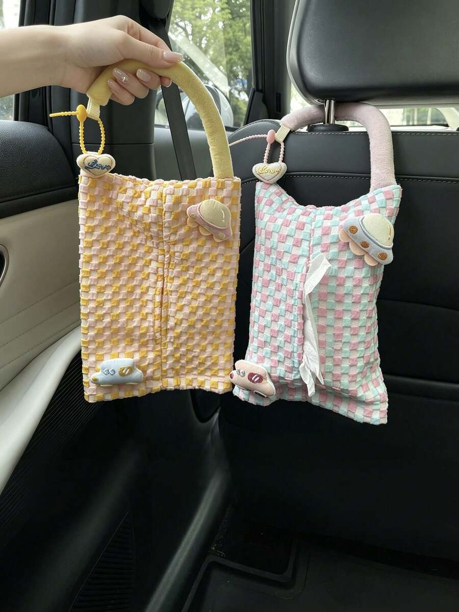1 Stück Stoff gepolsterte kleine Auto bunte Schachbrettmuster Auto Taschentuch Tasche, Cartoon bunte Raumschiff Auto Zubehör, süße Auto multifunktionale hängende Taschentuch Tasche, kreative Creme Stil Zuhause und Auto Doppelnutzung Taschentuch Tasche, Cartoon Auto Taschentuchbox, Auto multifunktionale Taschentuch Tasche Taschentuch Aufbewahrungstasche - A - Übersicht 1