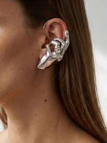 1pc European & American Exaggerated Personalized Palm Ear Cuff Ear Hook High-End Fashion Non-Pierced Wearable Jewelry - Silver - View 3
