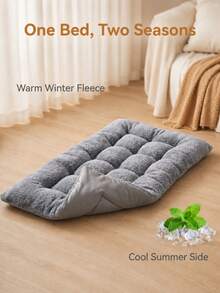 Đệm ngủ cho chó lớn 47.2" X 23.6", thảm thú cưng lông nhung hai mặt, mặt ấm bằng nỉ cho mùa đông & mặt mát cho mùa hè, đệm ngủ cho chó có thể giặt, phù hợp cho Golden Retrievers, Labradors, lồng, chuồng & sử dụng trên sàn - Xám - Xem 3